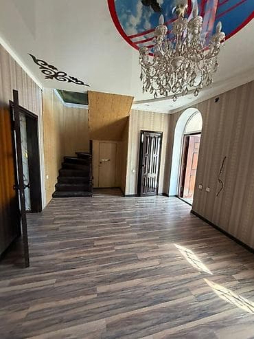 особняк в бишкек: 🏡 Продаётся: 2-этажный особняк — 300 м² 📍 Локация: Бишкек, ж/м — 5