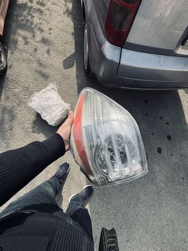 торговое оборудование бу бишкек: Задний левый стоп-сигнал Toyota 2012 г., Б/у, Оригинал, Япония — 3