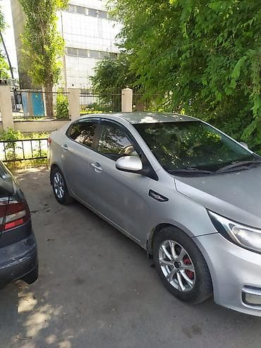 чери аризо 8: Kia Rio: 2015 г., 1.4 л, Кол менен иштөөчү, Бензин, Седан — 6