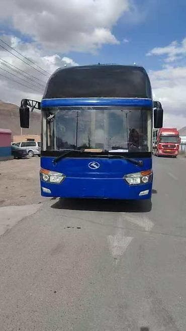 лобовое стекло на бус: Автобус, 2025 г. — 1