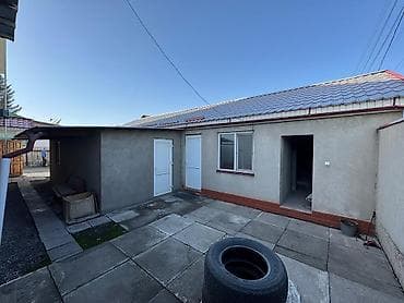 продажа дома в селе ивановка: Продается капитальный двухэтажный дом в городе Кара-Балта, ул. Ленина — 6