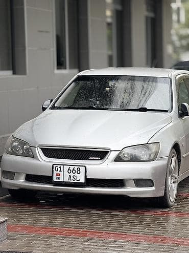 golf 3: Toyota Altezza: 2004 г., 2 л, Автомат, Бензин, Универсал — 2