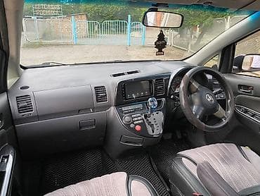 ваз 21010: Toyota WISH: 2003 г., 1.8 л, Автомат, Бензин, Универсал — 5