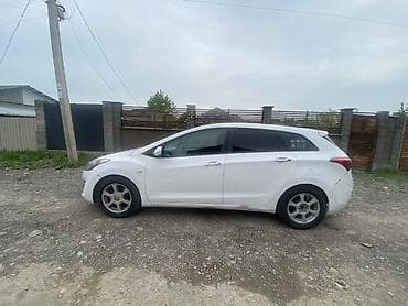 i 20: Hyundai i30: 2016 г., Хэтчбэк — 3