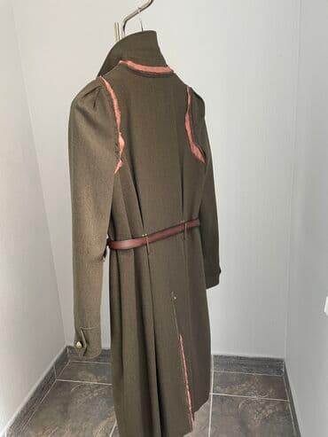 срочно продаю в связи с переездом: Пальто женское, шинель, бренд DSguared, Италия, размер 46, в — 2