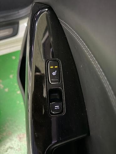 bmw x7 2020: Kia K7: 2019 г., Седан — 9