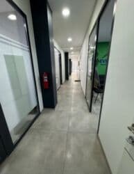 квартира на долгий срок ош: Сдаю Офис, 33 м², В бизнес центре, 1 линия — 5