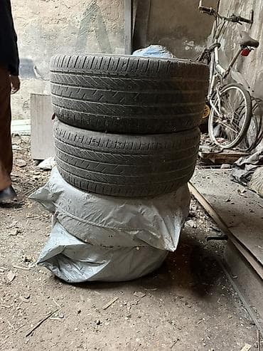 Летние шины для легкового автомобиля, комплект. Размер: 235/40 R19 — 3