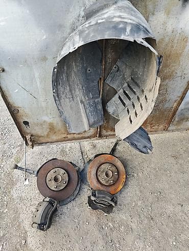 такта краун: В продаже передние кулаки с тормозными дисками (ранее проточенными) и — 1