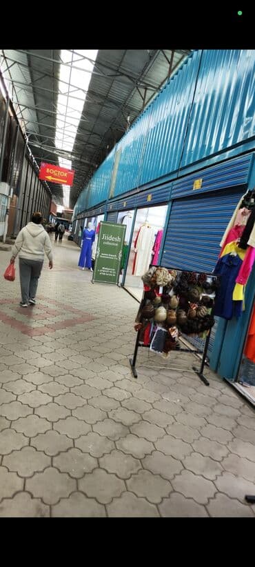 контейнерный дом: Продаю Торговый контейнер, Дордой рынок, 10 тонн, С оборудованием — 2