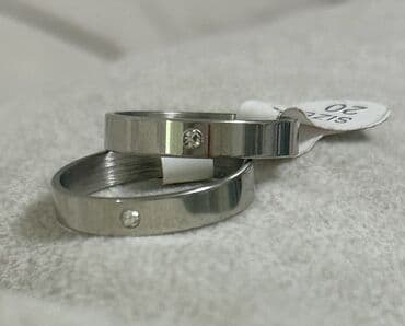 Бижутерия, кольца от 18,5 до 21 размер, покупала в Италии по 1300