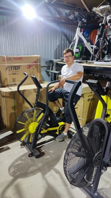домашний велотренажёр: Аэробайк новый AirBike заставляет работать на пределе выносливости и — 1