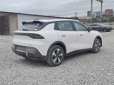 cha: Changan Qiyuan Q05: 2026 г., Электромобиль, Кроссовер — 3