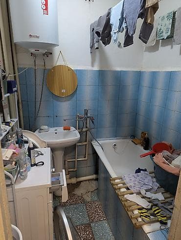 стройител: 2 комнаты, 52 м², 106 серия улучшенная, 2 этаж, Косметический ремонт — 6