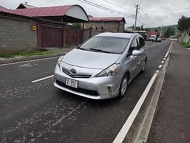 highlander 2012: Toyota Prius V: 2013 г., Вариатор, Гибрид, Универсал — 1