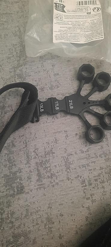 Тренажёр для пальцев и кисти (finger strengthener/hand gripper) при