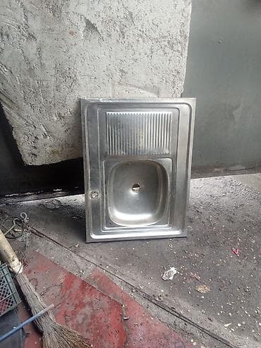 Биодааратканалар: Кухонная мойка из нержавеющей стали с крылом для сушки. - Материал — 2