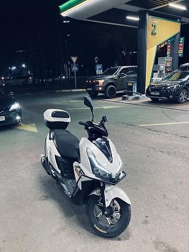 super soco ts: Обмен на айфон Скутер/максискутер городского класса, белый цвет с — 3