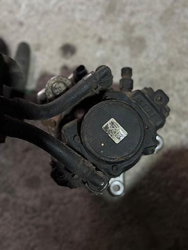 электро бензонасос: Топливная аппаратура Hyundai 2015 г., Б/у, Оригинал — 4