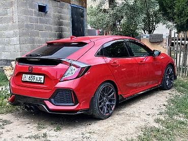Продажа авто: Honda Civic: 2017 г., 1.5 л, Механика, Бензин, Хэтчбэк — 3