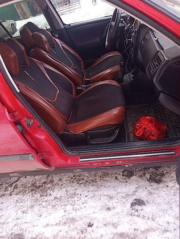 бмв e65: Volkswagen Golf: 1995 г., 1.8 л, Хэтчбэк — 7