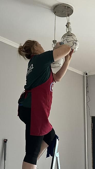 Уборка помещений, | Генеральная уборка, Мойка окон, | Офисы, Квартиры, Дома