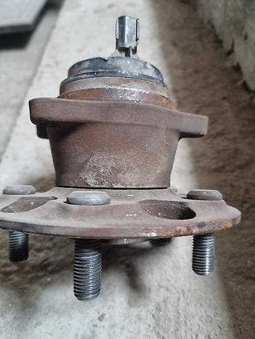 диска тайота: Ступичный подшипник/ступица с датчиком ABS Denso. Характеристики: - — 2