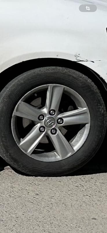 211 3 2: Литые диски Toyota 16" - Оригинальные диски Toyota, дизайн на 5 — 1