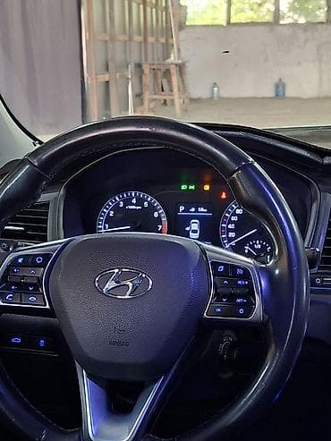chrysler pacifica: Hyundai Sonata: 2017 г., 2 л, Автомат, Бензин, Седан — 7