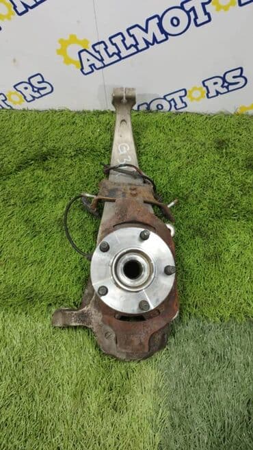 infinity g35: Передняя правая Ступица Infiniti Б/у, Оригинал — 1