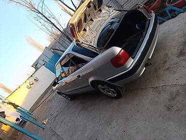 авдий 80: Audi 80: 1992 г., 0.2 - engine capacity л, Седан — 4