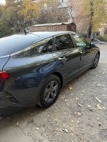 бакту долонотуу: Kia K5: 2023 г., 2 л, Автомат, Газ, Седан — 5