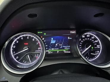 300 000: Toyota Camry: 2020 г., 2.5 л, Автомат, Бензин, Седан — 10