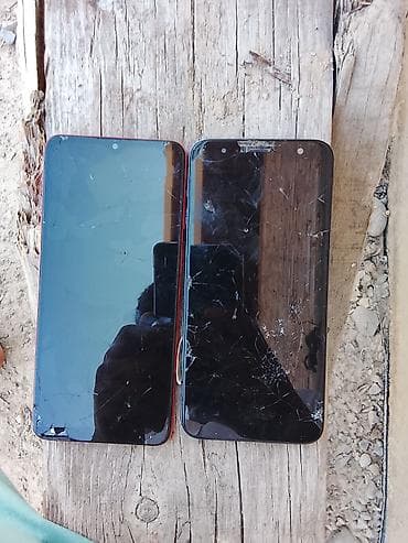 Техника и электроника: Два смартфона Samsung. 1) Samsung Galaxy A12 (красный) - Четыре — 3