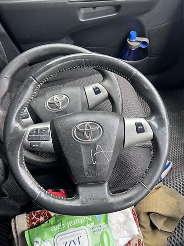 Автозапчасти: Руль Toyota 2009 г., Б/у, Оригинал, Япония — 2