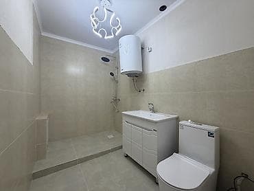 Продажа домов: 🏡 Продаётся полдома в с. Новопавловка 📍 Район Киркомстром, 2 минуты — 8