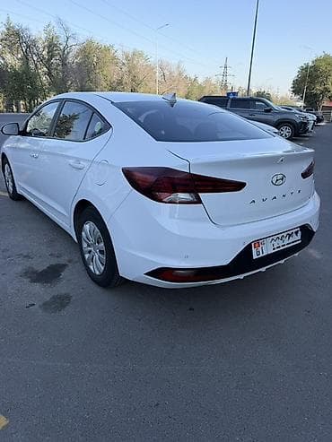 Продажа авто: Hyundai Avante: 2019 г., 1.6 л, Автомат, Бензин, Седан — 2