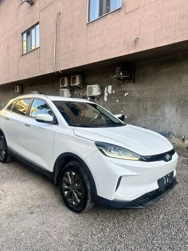 купить авто в рассрочку без первоначального взноса без банка: Weltmeister EX5, 2021 г., 80000 км, Передний, В наличии — 2