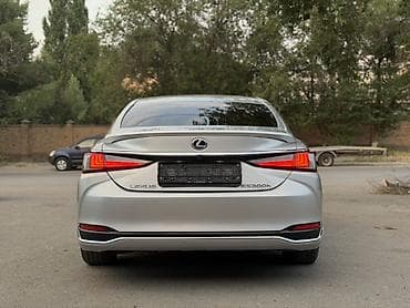 low ll: Lexus ES: 2018 г., 2.5 л, Вариатор, Гибрид, Седан — 4