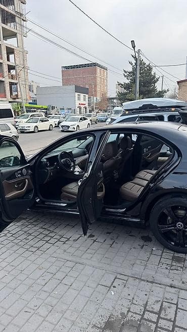 мерс 2018: Mercedes-Benz E-Class: 2018 г., 2 л, Автомат, Седан — 3