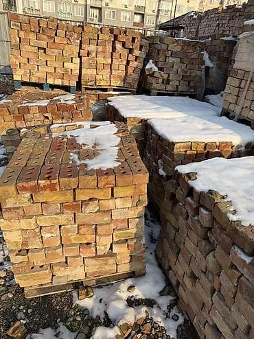 в асанбае: Продаю Б/У Кирпичи полублок БЕЛОВОДСКИЕ 2015 год производство! Без — 5