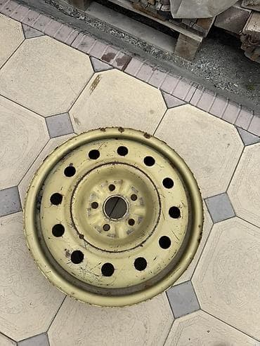 один диск: Железные Диски R 16 1 шт — 1