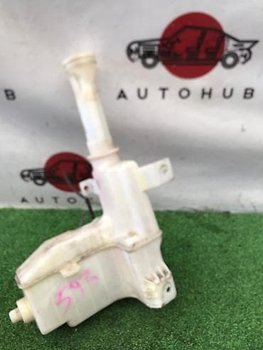 mazda protage: Бачок Mazda — 1