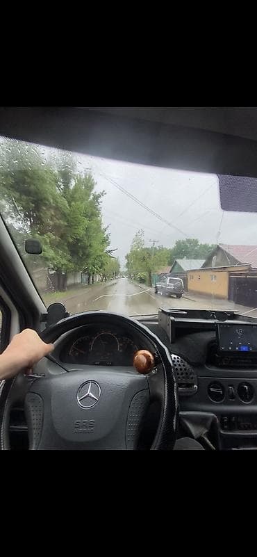Продажа авто: Mercedes-Benz Спринтер: 2000 г., 2.2 л, Механика, Дизель, Фургон — 4