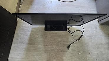 cube t970: Телевизор Skyworth на подставке - Диагональ экрана: около 32–37" (по — 3