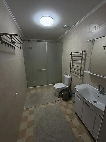 киргизия 1 дома: 200 м², 4 комнаты — 2