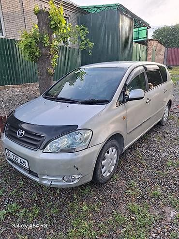 Транспорт: Toyota Ipsum: 2001 г., 2.4 л, Автомат, Газ, Вэн/Минивэн — 2