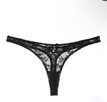 Черные женские трусики (2 модели) - Модель 1: кружевные стринги