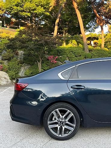 arizzo 8: Kia Cerato: 2021 г., Седан — 4