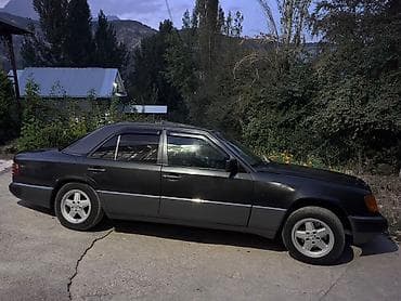 Mercedes-Benz W124: 1990 г., 2.2 л, Бензин, Седан — 2
